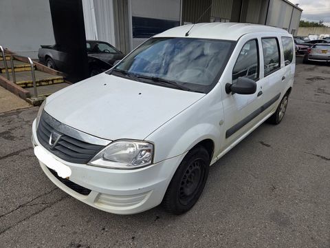 Dacia Logan MCV dCi 90 eco2 5 places Black Line 2 Euro 5 2012 occasion Pierrepont 54620