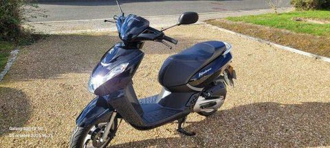 Scooter PEUGEOT 2022 occasion Vendrennes 85250