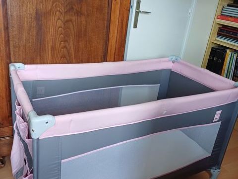 Lit Parapluie et Table � Langer 40 Seyssinet-Pariset (38)