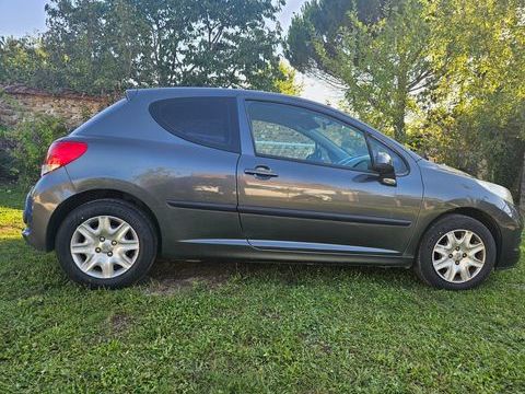 Peugeot 207 1.4 HDi 70ch BLUE LION Active 2010 occasion Gaillon 27600