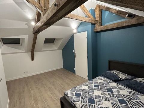   COLOCATION � MONTFORT SUR MEU Appartement - 6 pi�ce(s) - 160 m�