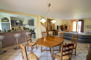  Villa � vendre 6 pi�ces 140 m�