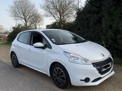 Peugeot 208 1.6 e-HDi 92ch FAP BVM5 Allure 2013 occasion Lyon 69008