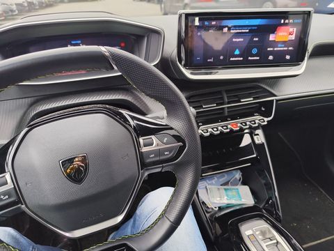 Peugeot 208 Electrique 51 kWh 156ch GT 2023 occasion Monteux 84170