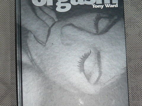 ORGASM Tony Ward ed Alixe 96 pages �rotique avril 2000 55 Marseille 8 (13)
