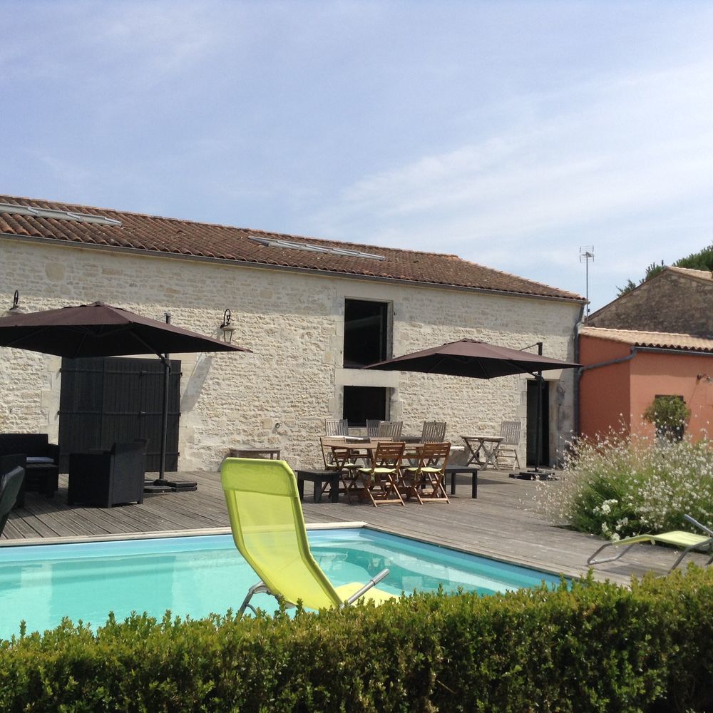 � vendre  Propri�t�/ch�teau La Rochelle (17000)