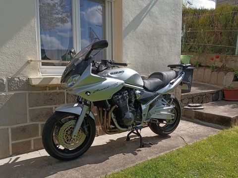 Moto SUZUKI 2001 occasion Murat 15300