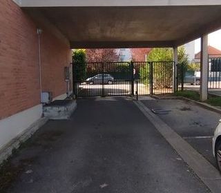  Parking / Garage � louer 12 m�