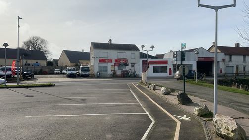 SOCIETE D' EXPLOITATION DU GARAGE BONSENS, concessionnaire 50