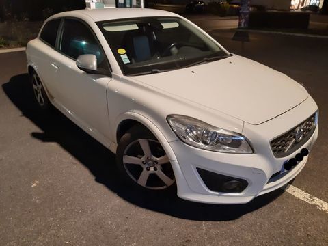 Volvo C30 D2 R-DESIGN 2011 occasion &Eacute;pernay 51200