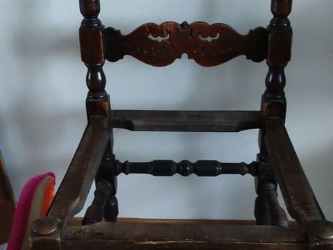 Six chaises en bois massif 100 Bess�-sur-Braye (72)