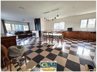  Maison � vendre 8 pi�ces 213 m�