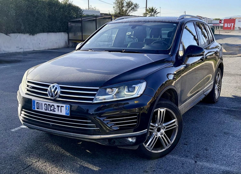 Volkswagen Touareg 3.0 V6 TDI 262 BMT Tiptronic 8 4Motion R-Line 2016 occasion Fr&eacute;jus 83600