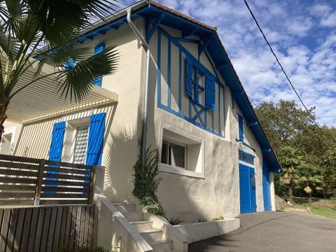   Maison mitoyenne r�nov�e- Centre village Maison - 7 pi�ce(s) - 125 m�