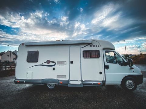 ELNAGH Camping car 2005 occasion Le Verger 35160