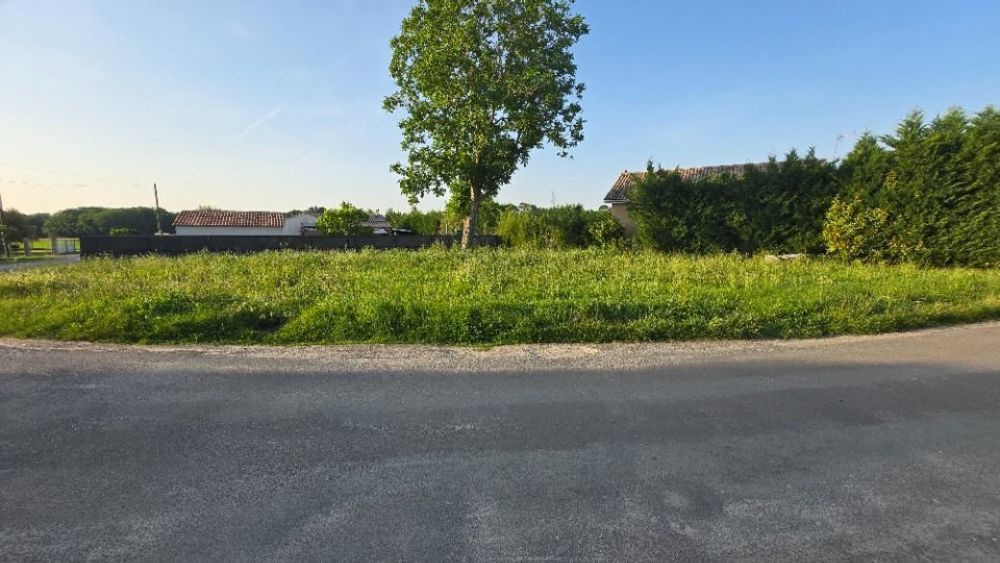 Maisons neuves   Peujard (33240)