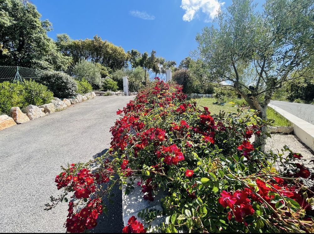 � vendre  Villa Saint-Julien (83560)