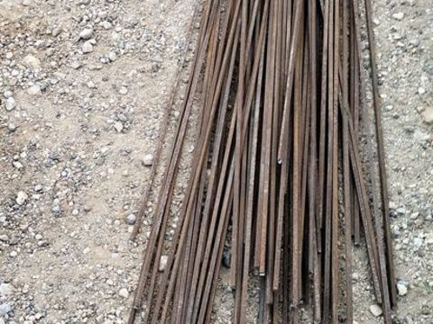 barre de Fer carr plein 8x8 mm long 3000 mm 5 Saint-Jean-de-Fos (34)