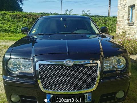 Chrysler 300C 6.1 V8 HEMI SRT-8 A 2007 occasion Le Quillio 22460