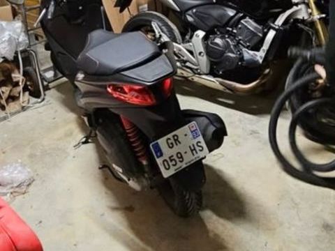 Scooter PIAGGIO 2024 occasion Paris 75017