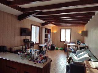  Immeuble � vendre 210 m�