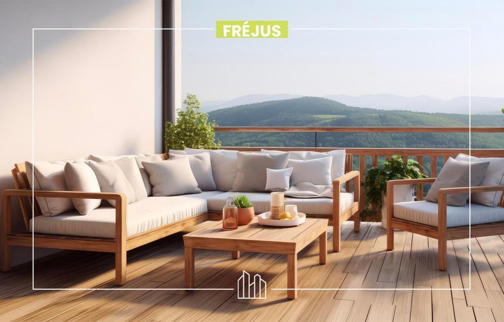  Fréjus (83600)