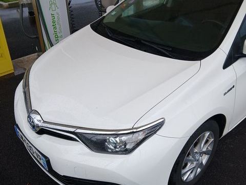 Toyota Auris Touring Sports Hybride 136h Dynamic 2015 occasion Bordeaux 33000