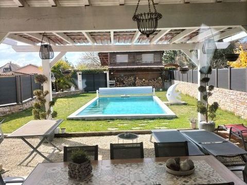   Maison 5 pi�ces � Eydoche  Maison - 5 pi�ce(s) - 125 m�