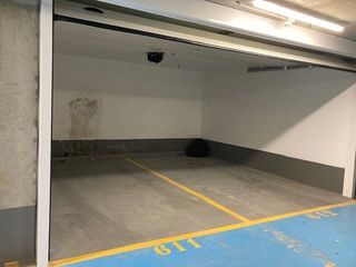  Parking / Garage � louer 25 m�