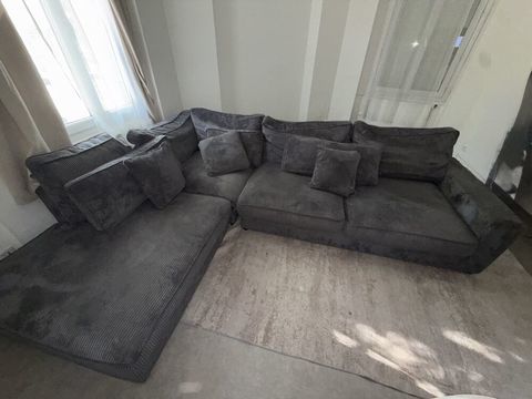 Canapé d'angle gris foncé ( dimensions: 310x230)  Saint-Denis (93)