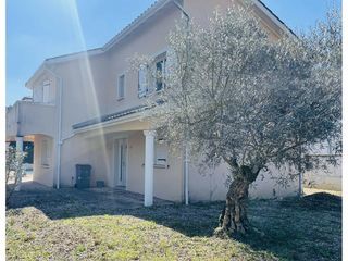  Maison � vendre 4 pi�ces 150 m�