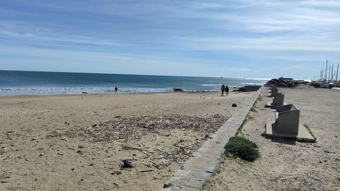   LE CAP D'AGDE: AVANT PORT: 3 pi�ces r�nov� vue mer, 2 chambres / Cellier/Loggia,, Parking Appartement - 3 pi�ce(s) - 66 m�