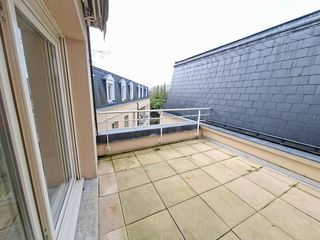 Appartement � louer 3 pi�ces 77 m�