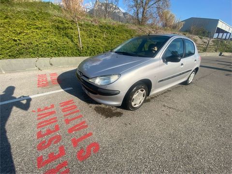 Peugeot 206 1.1i Pop Art 2000 occasion Voreppe 38340