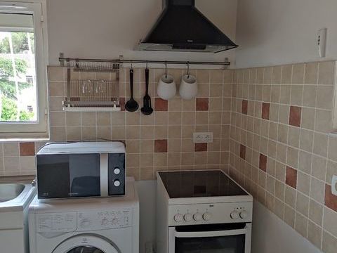   Studio meubl�  Appartement - 1 pi�ce(s) - 28 m�