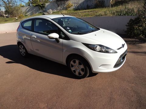 Ford Fiesta 1.25 82 Ambiente 2012 occasion Sisteron 04200