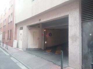  Parking / Garage � louer 10 m�
