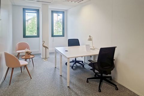Trouvez un espace de bureau &agrave; Stop and Work Maisons-Laffitte  pour 5 personnes  o&ugrave; tout est pris en charge 1799 78600 Maisons-laffitte