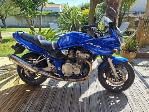 Moto SUZUKI 2002 occasion Nieulle-sur-Seudre 17600