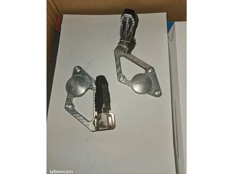 Pi&egrave;ces et &eacute;quipements Moto - Scooter - Quad Pi&egrave;ces et &eacute;quipements Moto - Scooter - Quad  occasion Draveil 91210