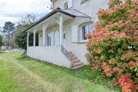   maison situe a 40 km de boredaux 148 m surface Maison - 4 pi�ce(s) - 148 m�