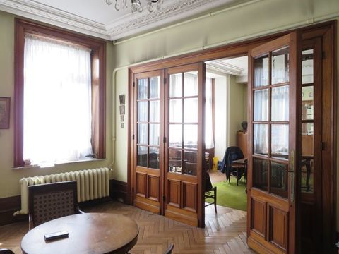  Appartement � vendre 4 pi�ces 143 m�