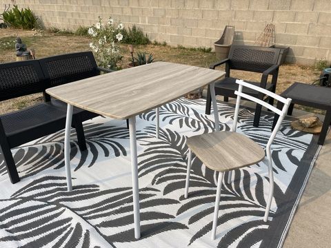 Table et chaises Saint-Benoist-sur-Mer (85)