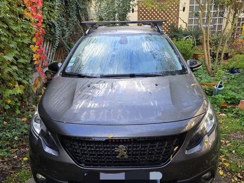 Peugeot 2008 1.2 PureTech 110ch S&S BVM5 Allure 2017 occasion Cr&eacute;teil 94000