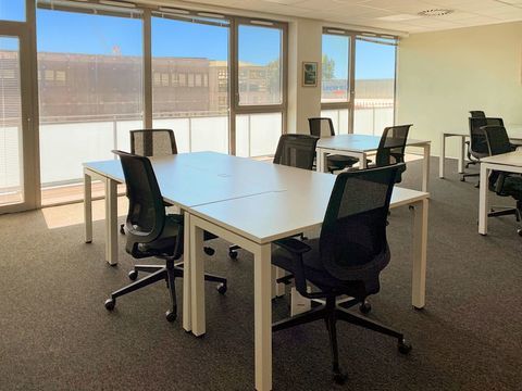 Espace de travail priv&eacute; personnalis&eacute; en fonction des besoins uniques de votre entreprise &agrave; H20 Rue Henry de Monfreid  1569 29200 Brest