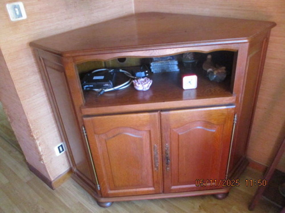 Meuble d'angle bois portes battantes Meubles