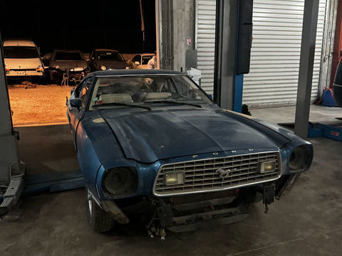 Pi&egrave;ces et &eacute;quipements Voiture Pi&egrave;ces et &eacute;quipements Voiture  occasion La Londe-les-Maures 83250