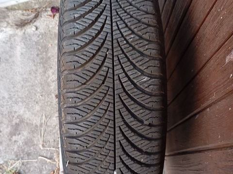 Pi&egrave;ces et &eacute;quipements Voiture Pi&egrave;ces et &eacute;quipements Voiture  occasion Montlu&ccedil;on 03100