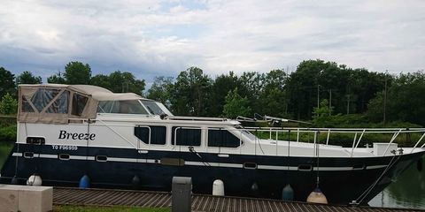 Bateaux &agrave; moteur Bateau fluvial 1997 occasion Chamouilley 52410