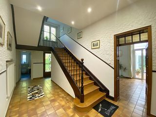  Maison � vendre 8 pi�ces 343 m�